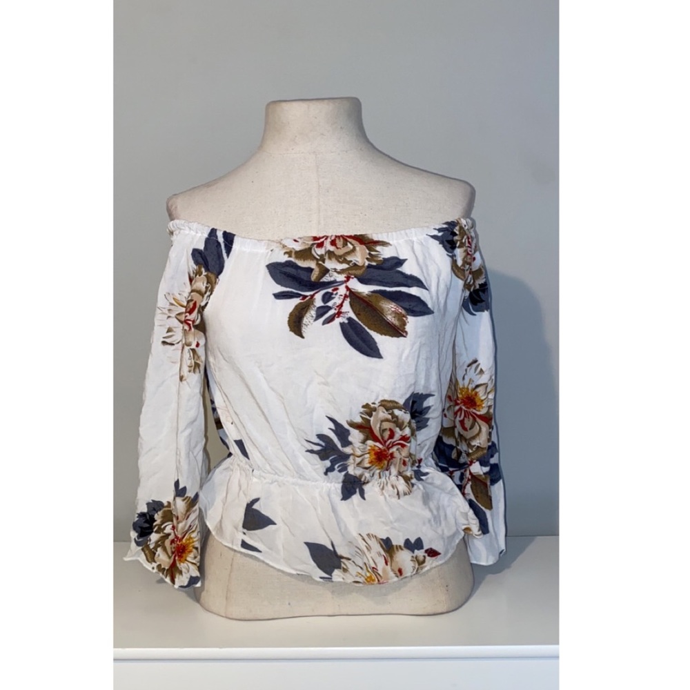 Off the Shoulder Flower Shirt